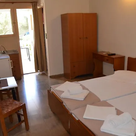 Апарт-отель Petros