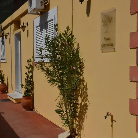 Petros Апарт-отель 3*