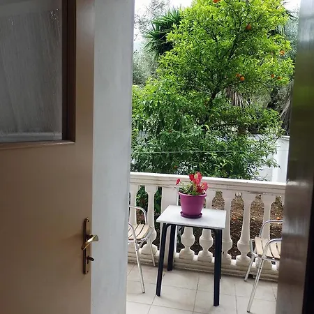 Апарт-отель Petros 3*