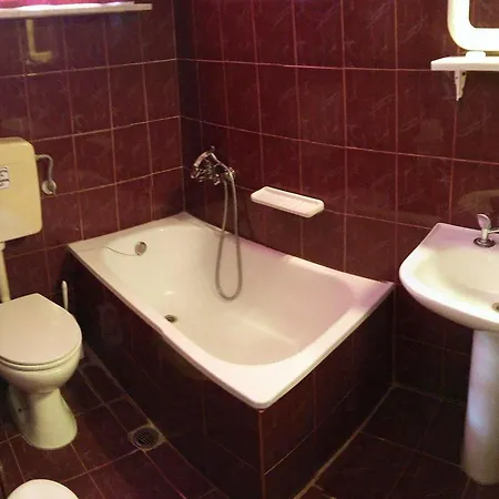 Petros Апарт-отель 3*